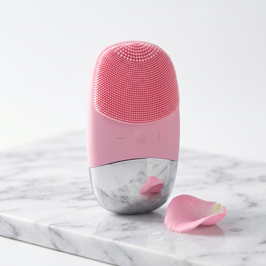 Lumive Clean — Sonic Facial Cleansing Brush